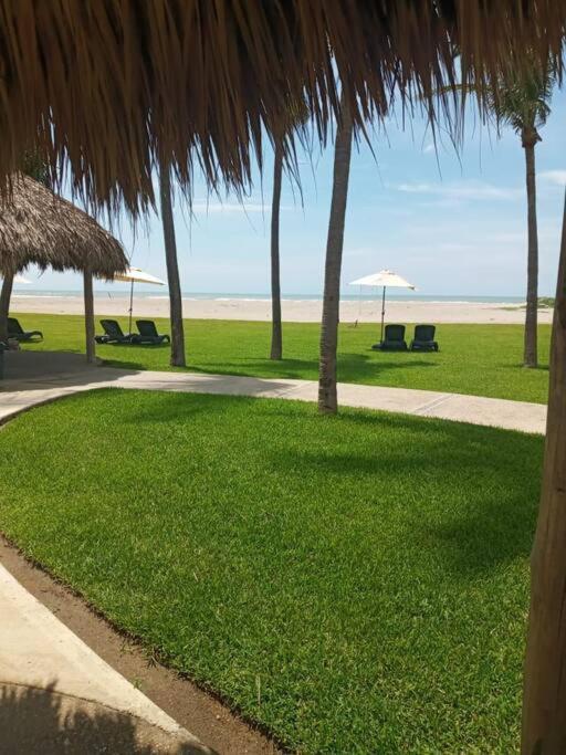 El Descanso Del Guerrero Barra Vieja Ngoại thất bức ảnh